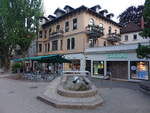 Bad Pyrmont, Brunnen und Huser in der Brunnenstrae (14.06.2025)