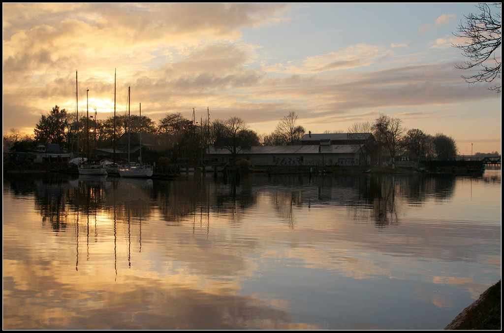 . Abendstimmung in Wilhelmshaven - Groer Hafen, 18.11.2012 (Matthias)