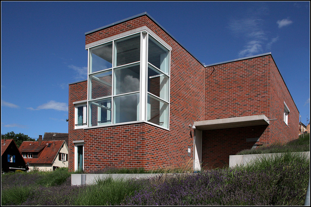 . Evangelisches Gemeindehaus in Stuttgart-Uhlbach. Architekten: Lederer, Ragnarsdottir, Oei. Fertigstellung: 2009. 18.07.2011 (Matthias)