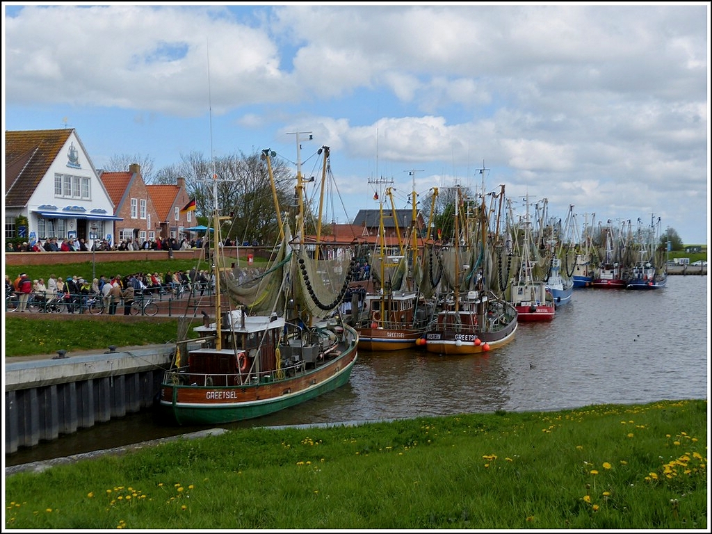 . Greetsiel (Krummhrn) - Am Neuen Deich. 06.05.2012 (Hans)