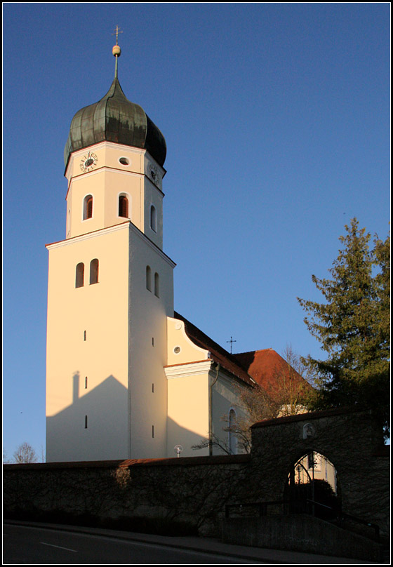 . Sptbarocke Pfarrkirche St. Martin in Westerstetten. 02.04.2011 (Matthias)