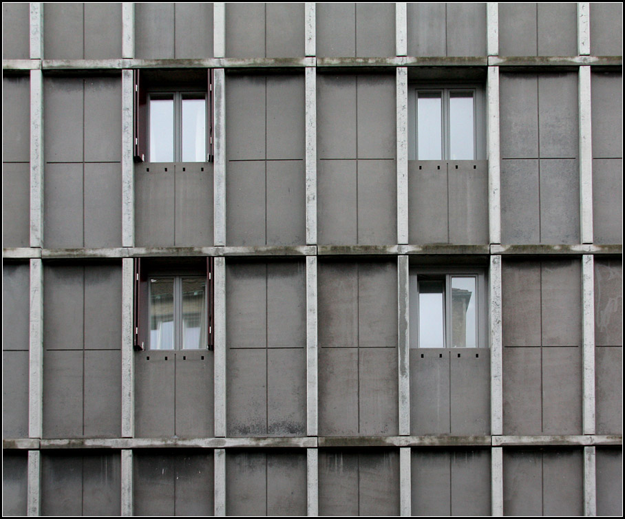 . Wohn- und Brohaus Switter, Basel. Architekten: Herzog & de Meuron, Fertigstellung: 1998. 28.08.2010 (Matthias)