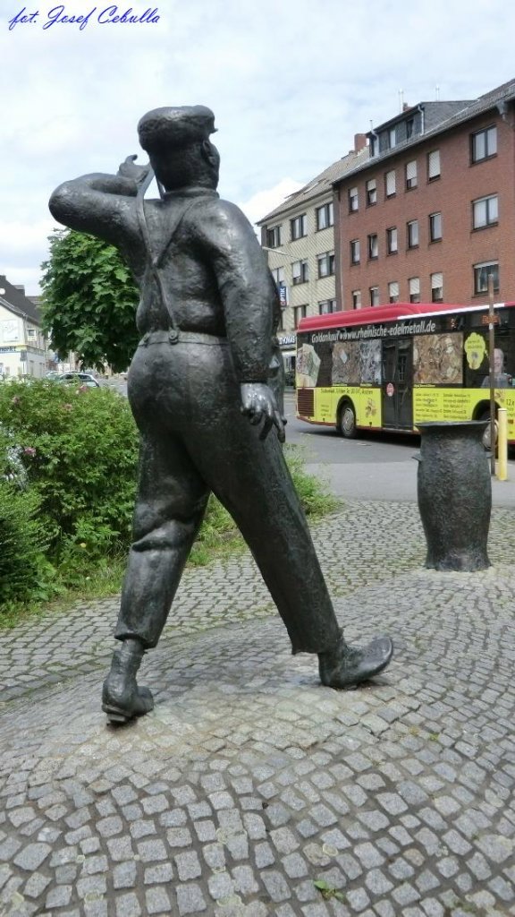 05.06.2012, Stolberg Bsbach (Rheinland) - Der Bareschesser - Skulptur