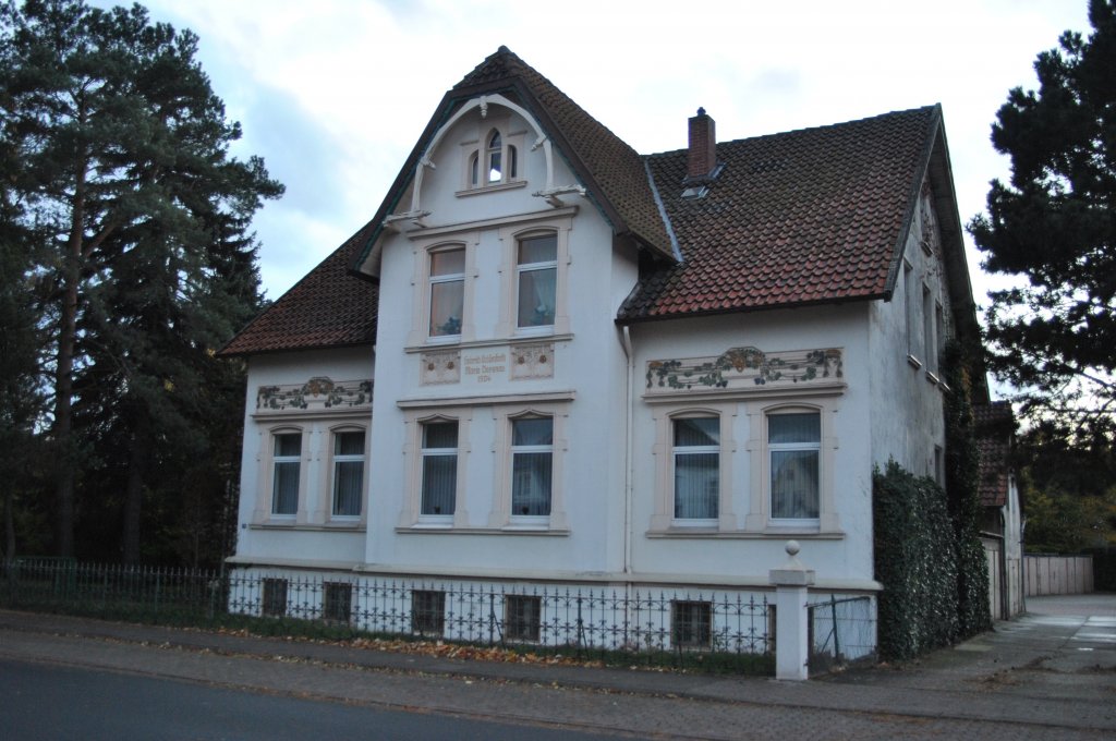 106 Jahre altes Haus in der Felddtrae Lehrte. Foto vom 23.10.10