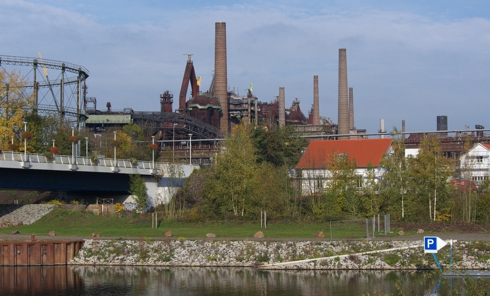 1986 wurde die Roheisenproduktion in der Vlklinger Htte eingestellt.
Aber die Anlage hat nichts von ihrem industriellen Flair eingebt.
 Einer der spannendsten Ort der Welt , so wird geworben. Und das stimmt!

27.10.2011