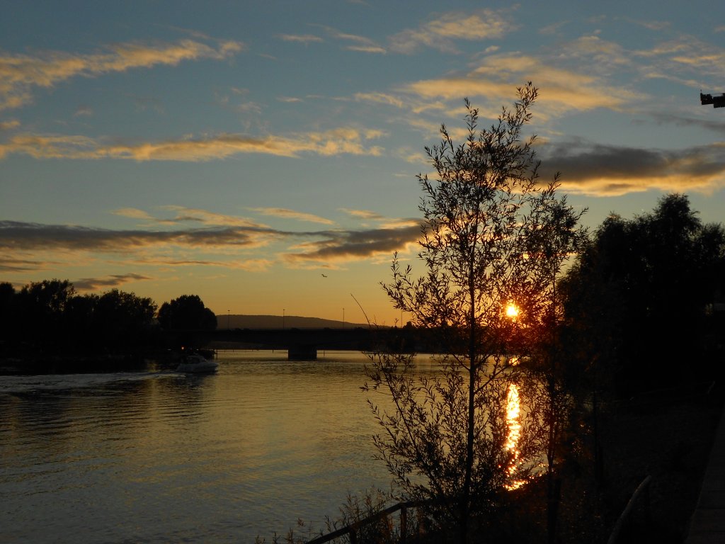 Abenstimmung am Seerhein in Konstanz am 14.09.2012.