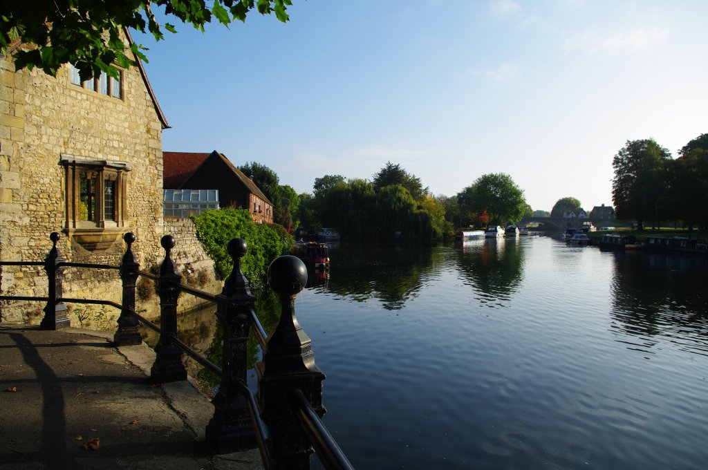 Abington, Riverwalk am Thames River (Oxfordshire) (27.09.2009)