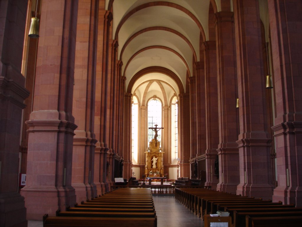 Abtei Himmerod in der Eifel,
Innenansicht der Kirche,
Mai 2005