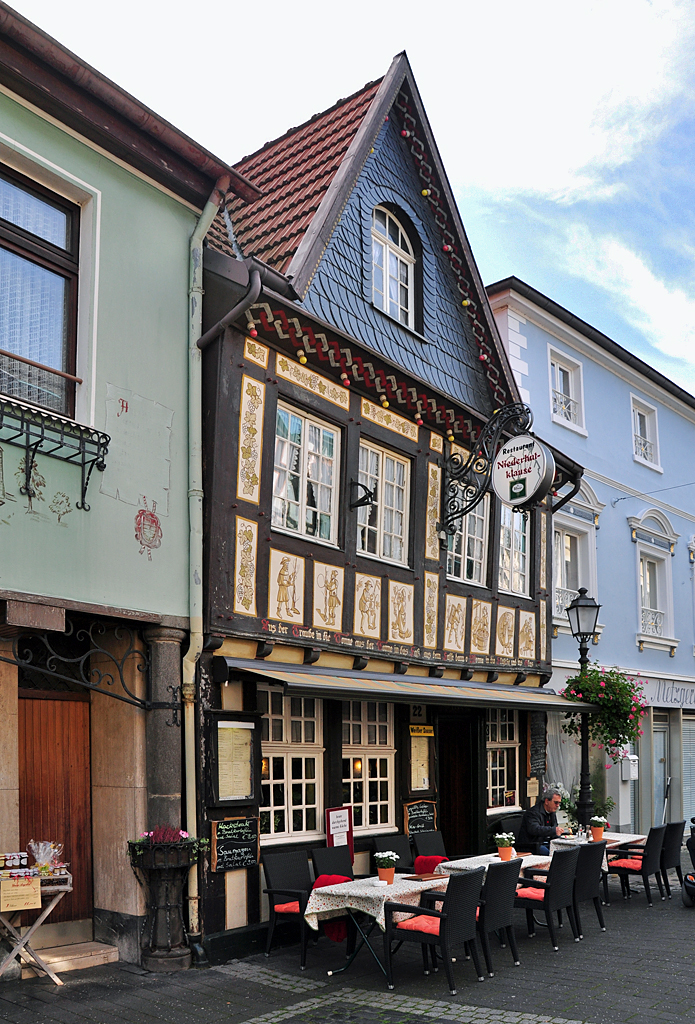 Ahrweiler - Niederhutklause in der gleichnamigen Strae - 08.10.2012