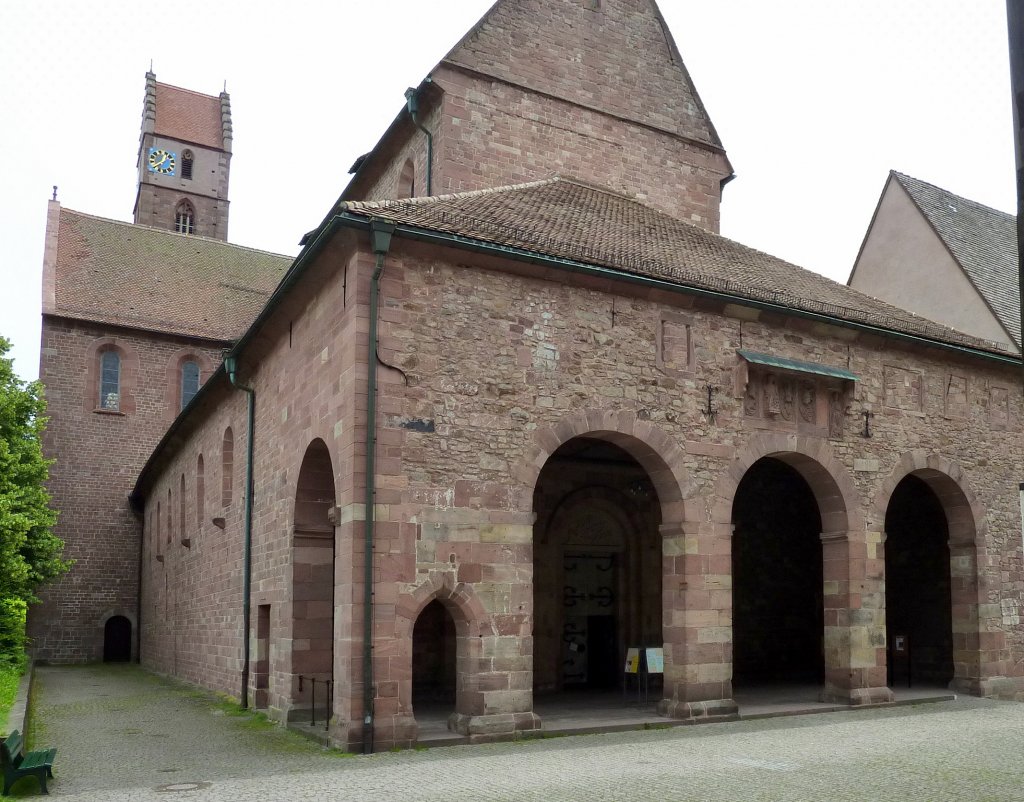 Alpirsbach, die Vorhalle der Klosterkirche, das sogenannte  Paradis , Juni 2012