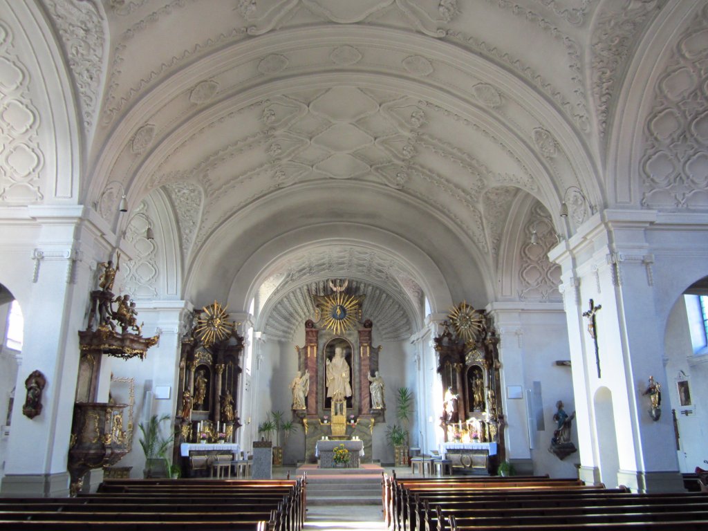 Altre der St. Luzia Kirche in Pflaumheim (19.02.2012)