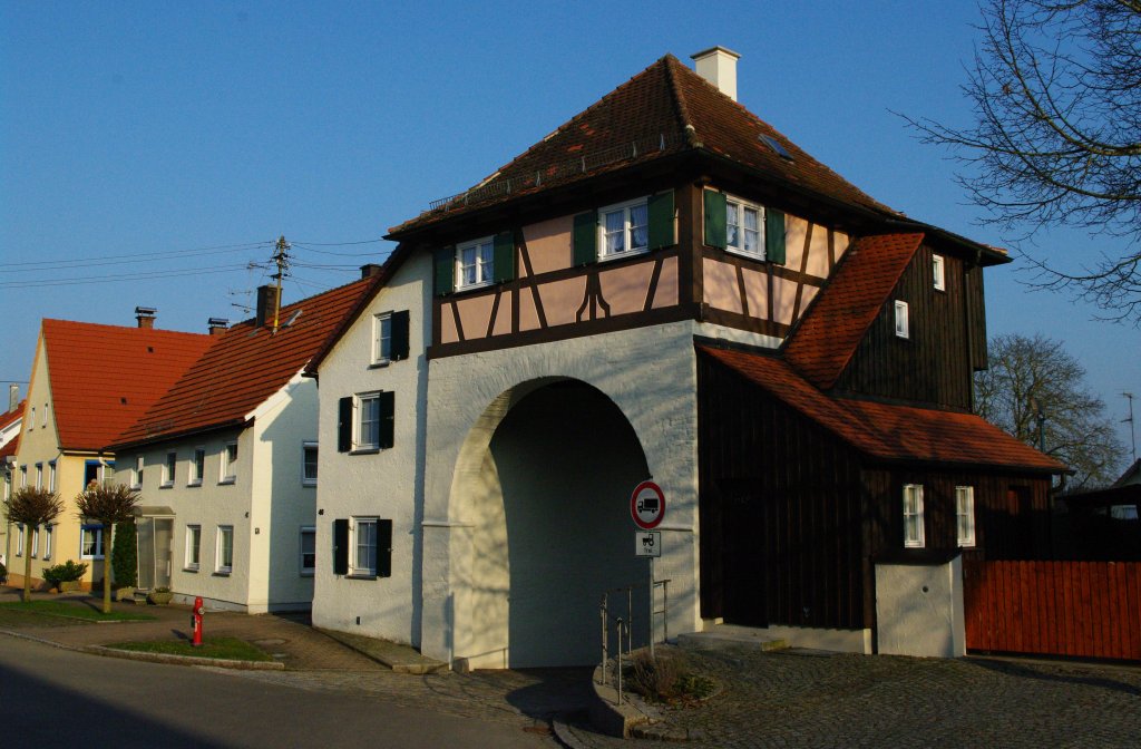 Altenstadt/Iller Ortsteil Illereichen, Grotor des Schloss Aichheim, 
Landkreis Neu-Ulm (29.03.2011)