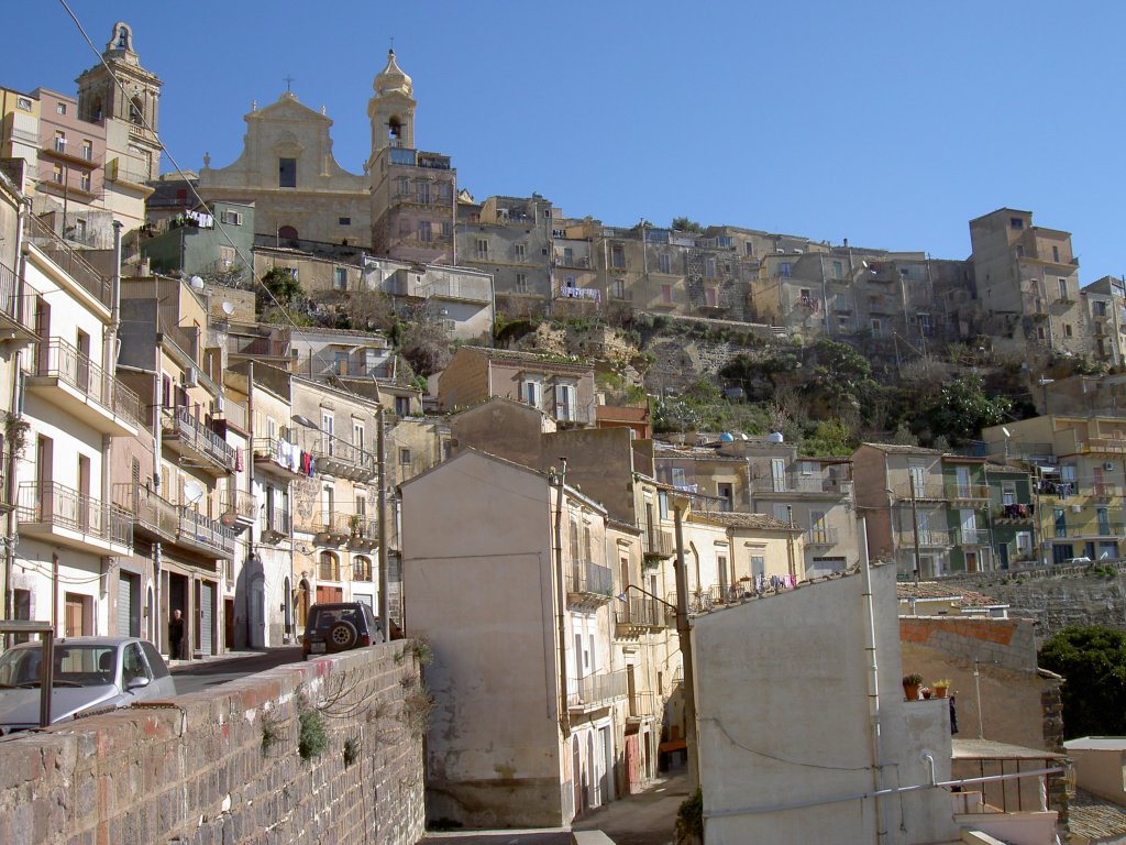 Altstadt von Vizzini am Sdhang des Monte Lauro, Sizilien (14.03.2009)