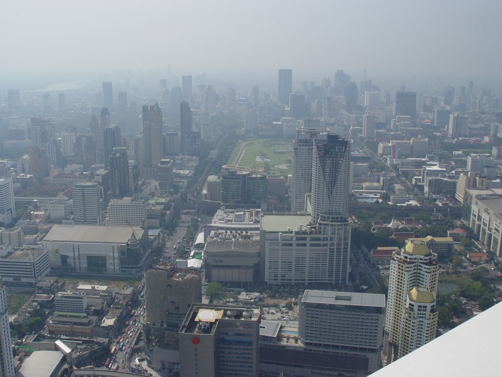 Am 14.01.2011 Blick vom Baiyoke Tower 2 auf Bangkok