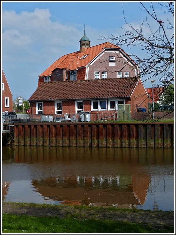 Am Schpfwerk in Neuharlingersiel. 09.05.2012 (Jeanny)