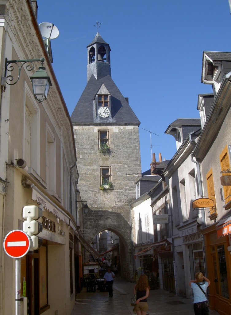 Amboise, Rue National und Turmuhr (30.06.2008)