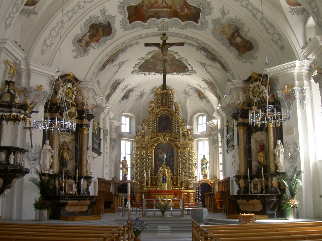 Andermatt, Altre der St. Peter und Paul Kirche, Kanton Uri (31.07.2010)