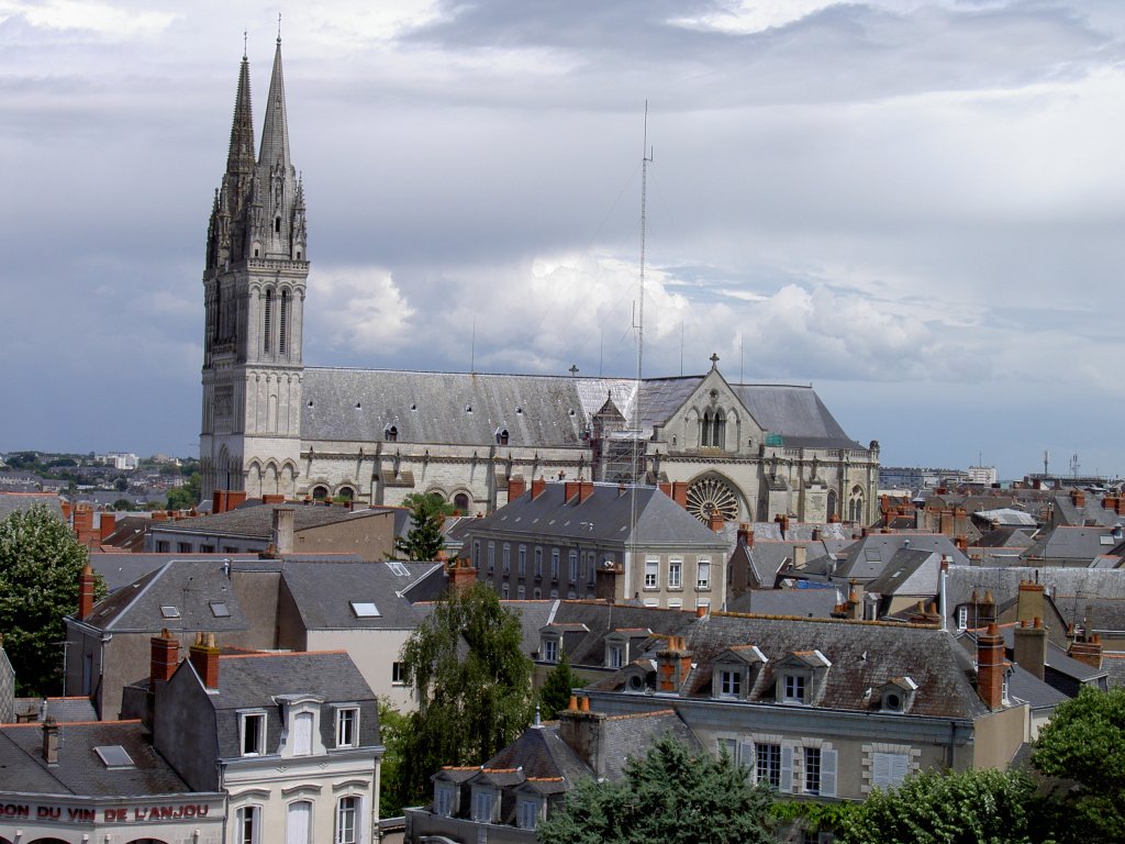 Angers, Altstadt mit Kathedrale St. Maurice (03.07.2008)