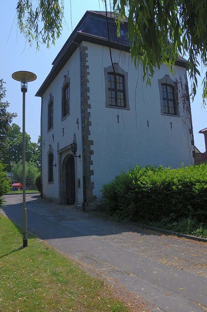 Ansicht des Burgrestes aus dem Jahre 1134 der ehemaligen Burg Odenkirchen. Mnchengladbach den 8.6.2013 