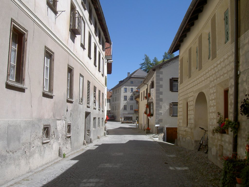 Ardez, Hauptstrasse (22.08.2010)