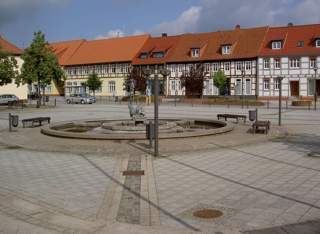 Arendsee, Marktplatz mit Brunnen, Altmarkkreis (10.07.2012)