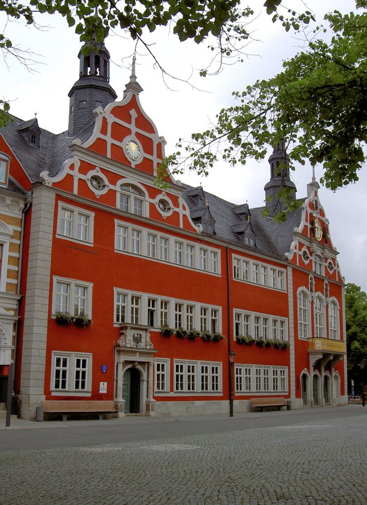 Arnstadt, Rathaus, erbaut von 1583 bis 1585 mit reichverzierten Renaissancegiebeln, 
(13.06.2012)