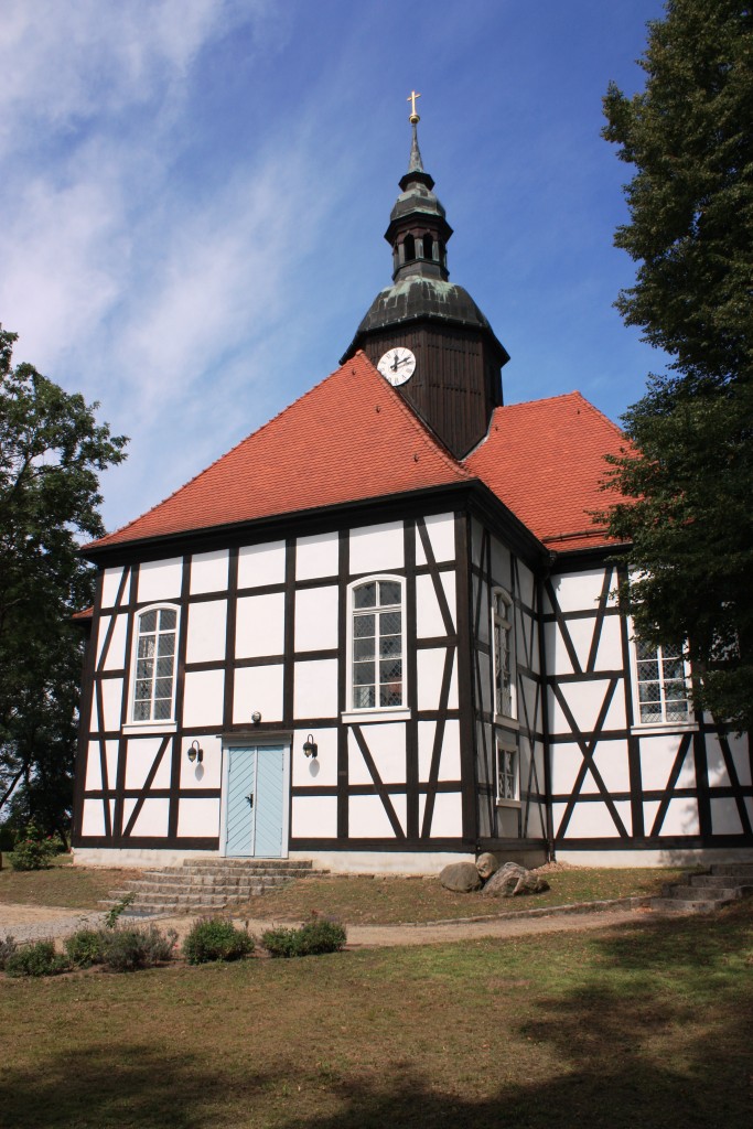 August 2011
Krausnick im Spreewald
Kreuzkirche auf dem Hgel