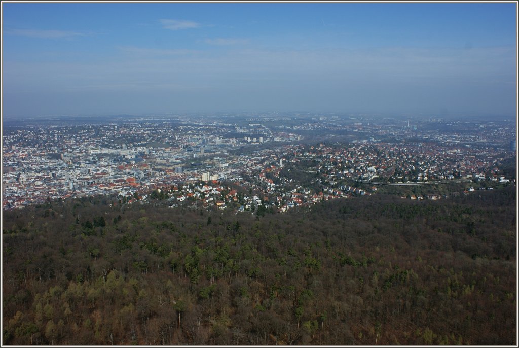 Ausblick vom Fernsehturm ber die Stadt Stuttgart.
(29.03.2012)