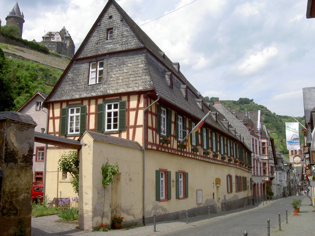 Bacharach, ehem. kurpflzische Neue Kellerei in der Oberstrae, heute Rathaus 
(06.06.2010)