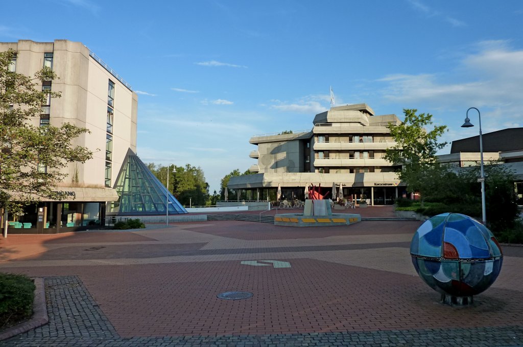 Bad Buchau, Blick zum Kurzentrum, links die Federseeklinik, Aug,2012