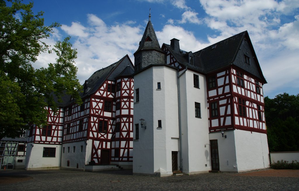 Bad Camberg, Amtshof, erbaut 1605, Sitz der Oberamtmnner der Kurtrierischen 
Amts Camberg, heute Sitz der Stadtverwaltung (14.06.2009)