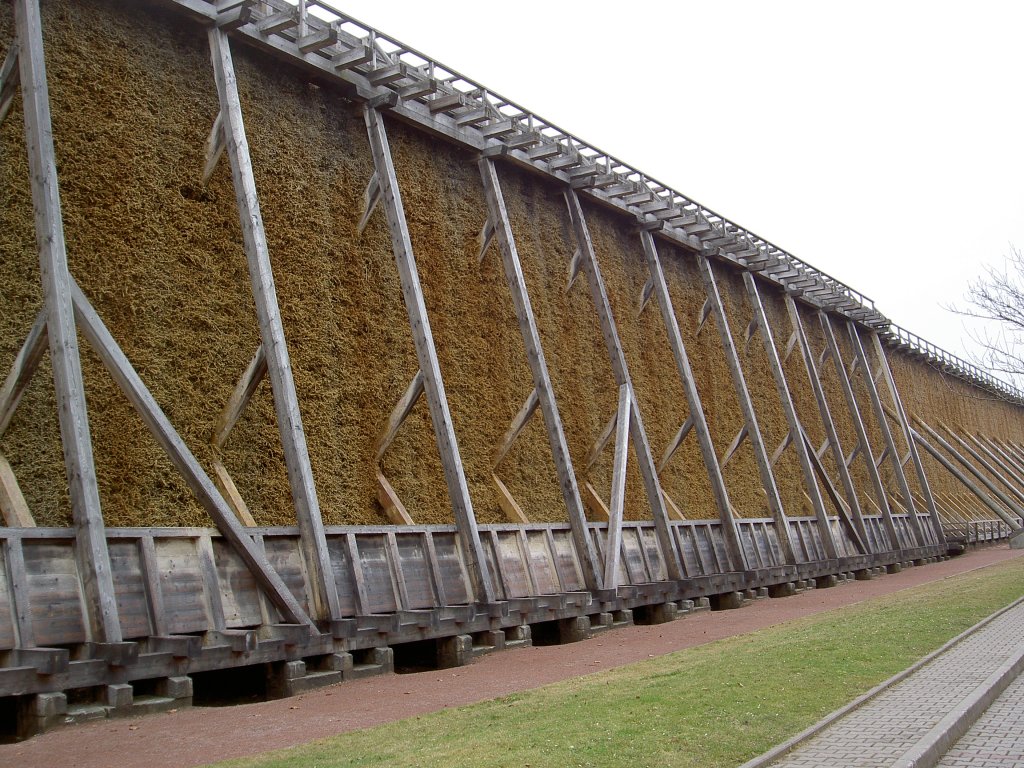 Bad Drrenberg, Europas lngstes Gradierwerk, 636 Meter lang (15.03.2012)