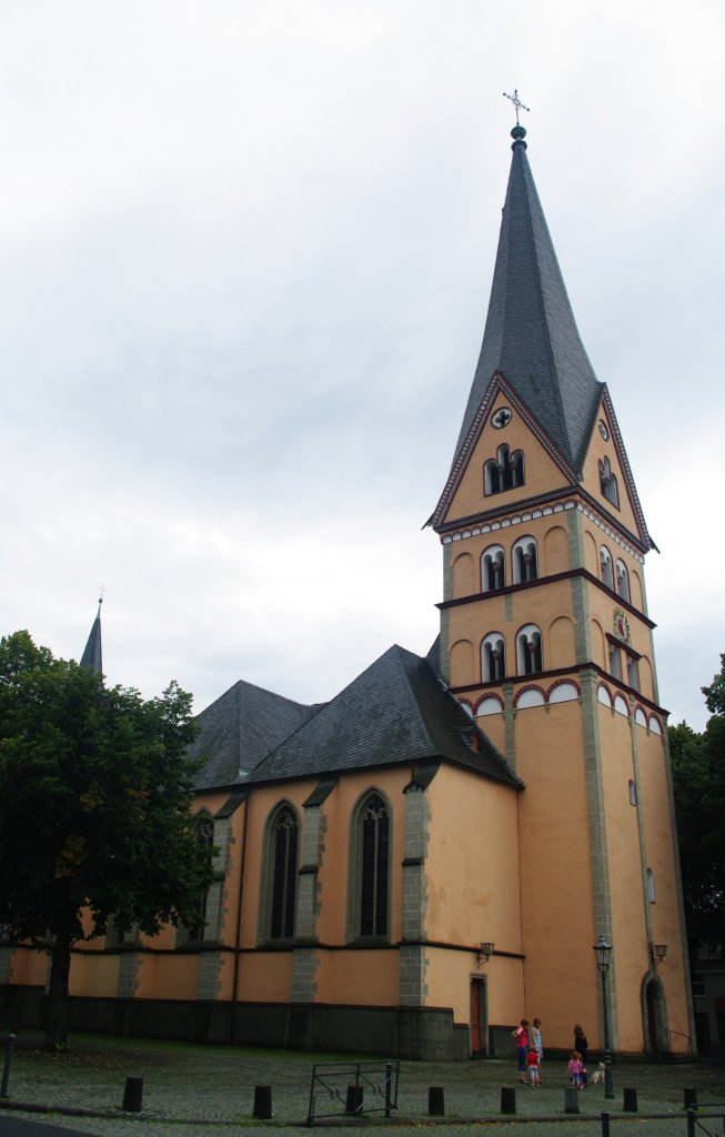 Bad Honnef, St. Johann Baptist Kirche, erbaut ab 1500 (06.08.2011)