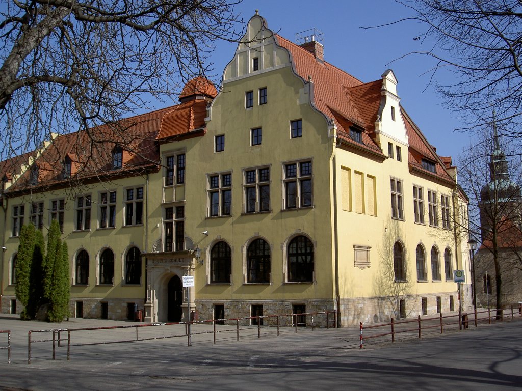 Bad Lauchstdt, Schloss, heute Goethe Schule, Saalekreis (15.03.2012)