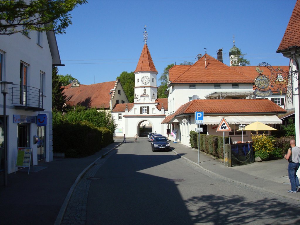 Bad Schussenried/Moorheilbad in Oberschwaben,
barocker Torturm am Kloster, Trle  genannt, Wahrzeichen der Stadt,
Aug.2008
