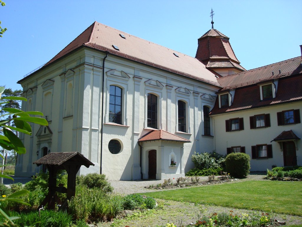 Bad Wurzach /Oberschwaben,
Wallfahrtskirche von 1709 auf dem 700m hohen Gottesberg,
mit Heilig-Blut-Reliquie,
2008