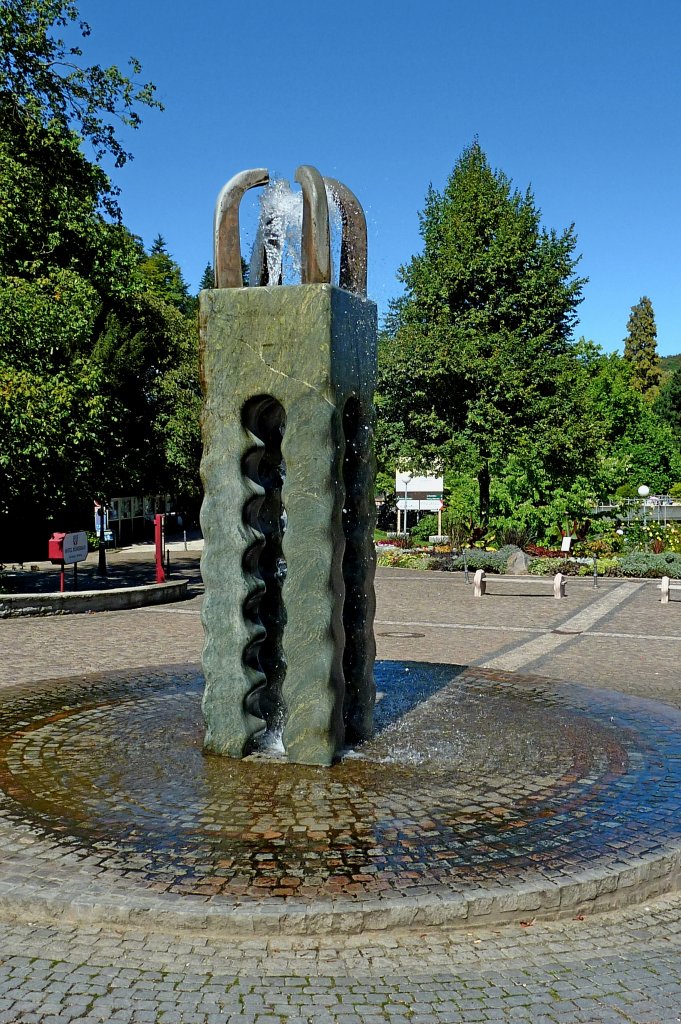 Badenweiler, Brunnen auf dem Schloplatz, Sept.2011