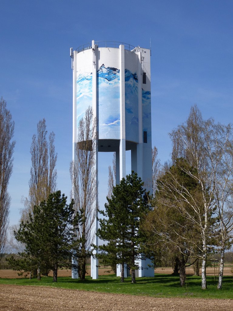 Bantzenheim im Oberelsa, der Wasserturm, Mai 2013