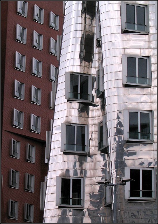 Bauten von Frank Gehry in Dsseldorf. 20.03.2010 (Gisela)