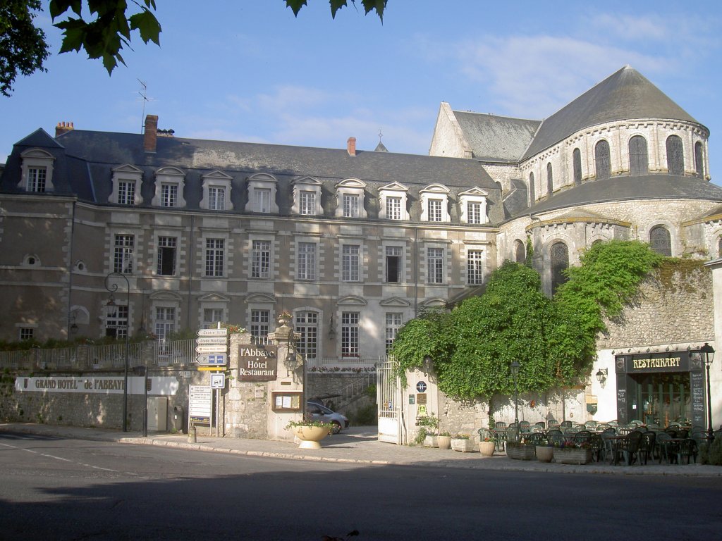 Beaugency, L´Abbaye Hotel und frhere Augustiner Abteikirche Notre Dame 
(30.06.2008)