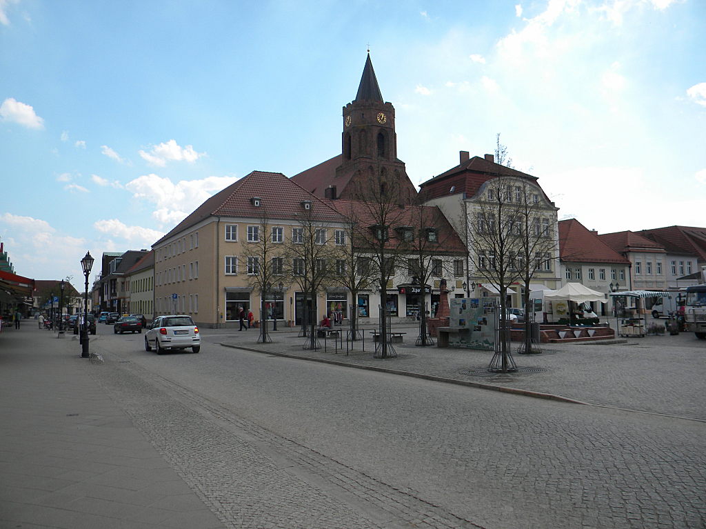 Beeskow Stadtansichten - Markt 26-04-2013