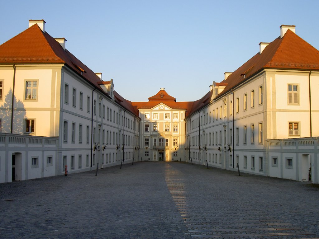 Beilngries, Schlo Hirschberg, erbaut ab 1170 durch die Grafen von Grgling, 
Kreis Eichsttt (15.09.2007)