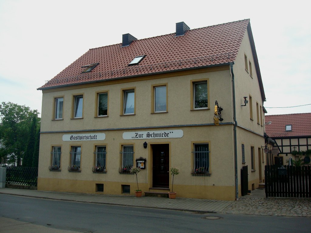 Bennewitz bei Torgau,
das Gasthaus  Zur Schmiede ,
ist die erste amtlich besttigte Nichtrauchergaststtte Deutschlands
seit 1976.
Juni 2010 