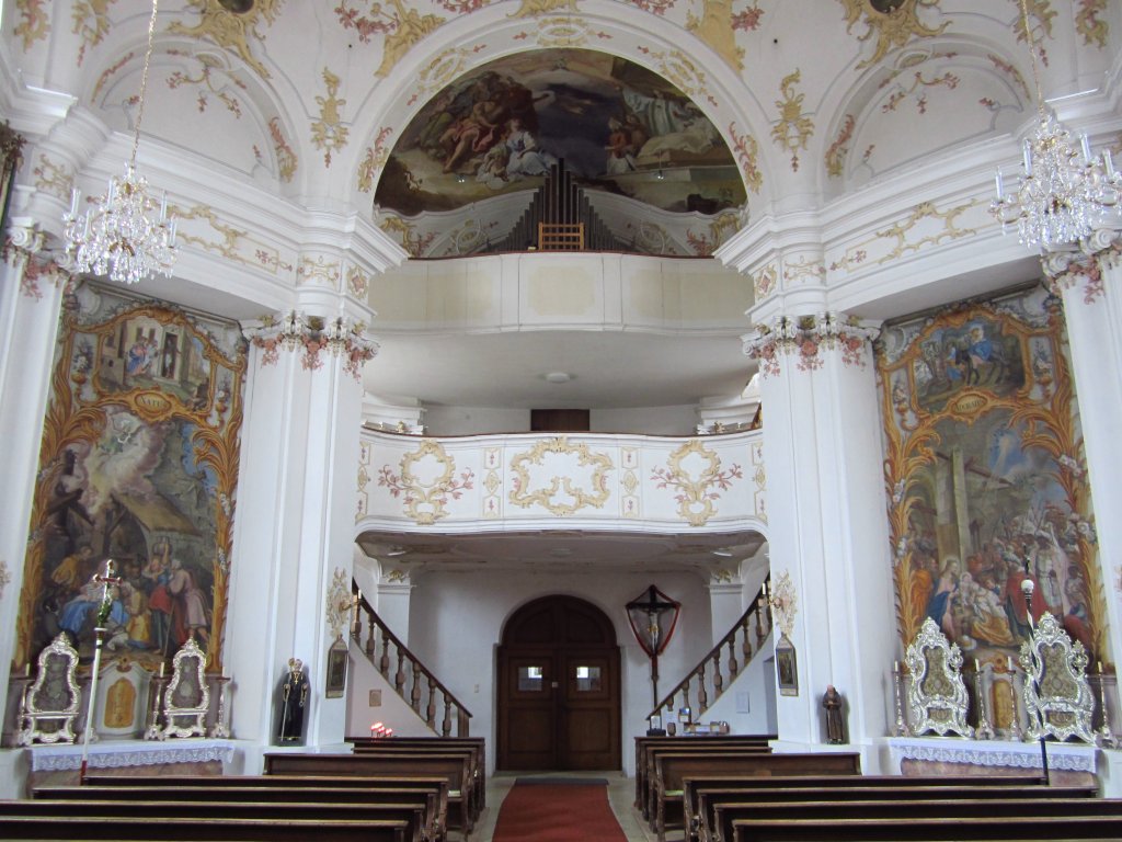 Berbling, Hl. Kreuz Kirche, Orgelempore und hintere Seitenaltre (06.04.2012)