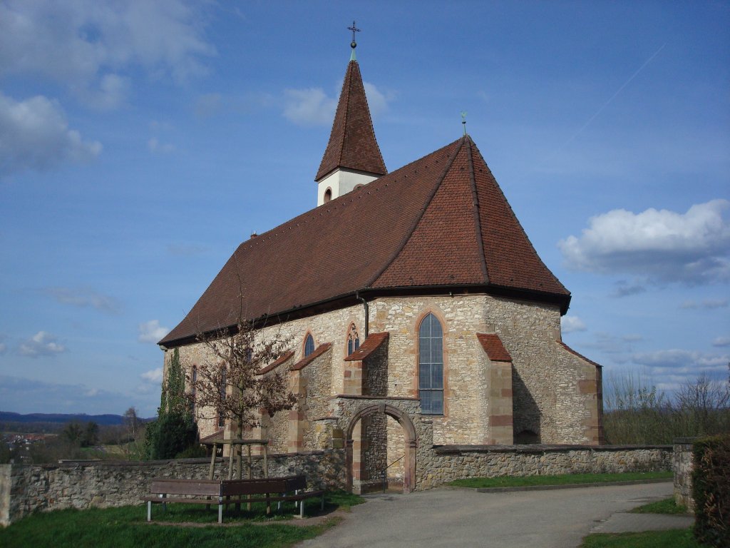 Bergkirche Obernimburg,
erster Kirchenbau 977 urkundlich erwhnt,
jetziger Bau vermutlich nach 1517 im sptgotischen Stil errichtet,
April 2010