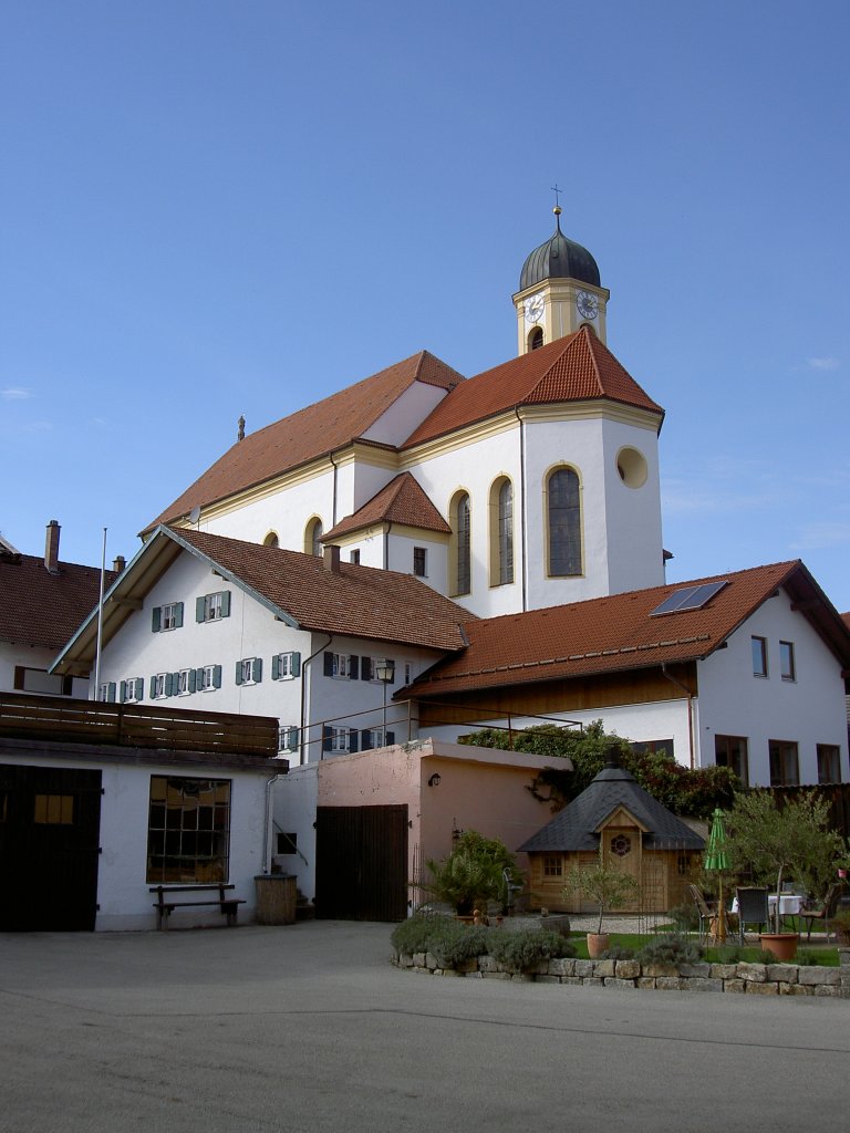 Bernbeuren, Pfarrkirche St. Nikolaus, erbaut von 1720 bis 1723 durch Johann Georg 
Fischer, Kreis Weilheim-Schongau (03.10.2012)