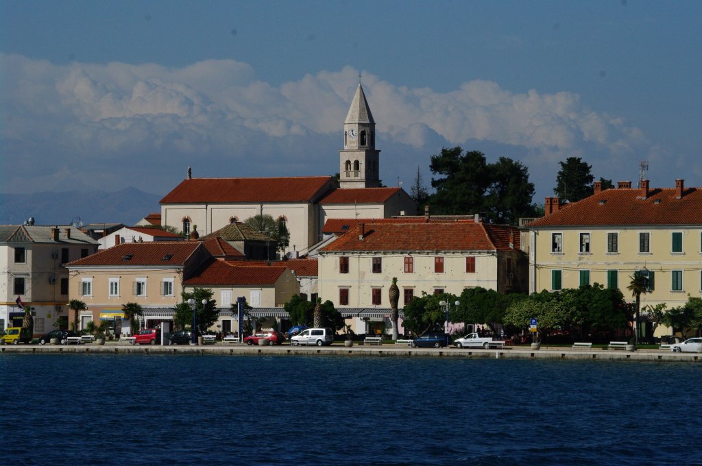 Biograd, Altstadt mit St. Anastasia Kirche (03.05.2012)