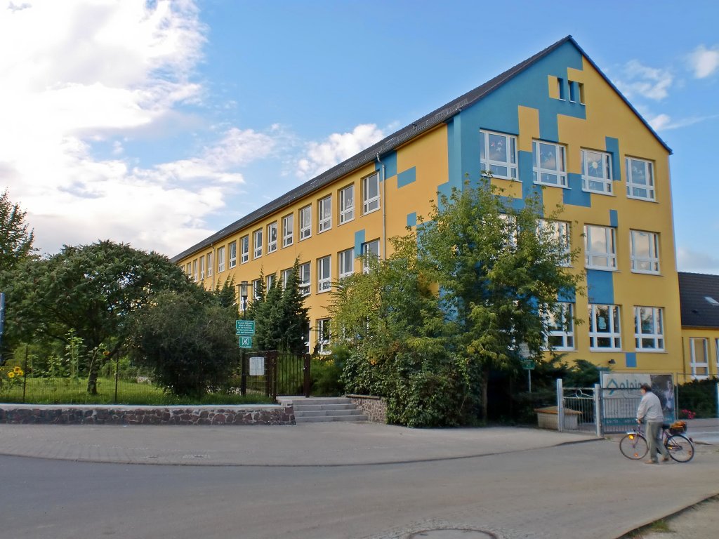 Bitterfeld, Ortsteil Wolfen, Grundschule Erich-Weinert, Goethestrae, 05.09.2010

