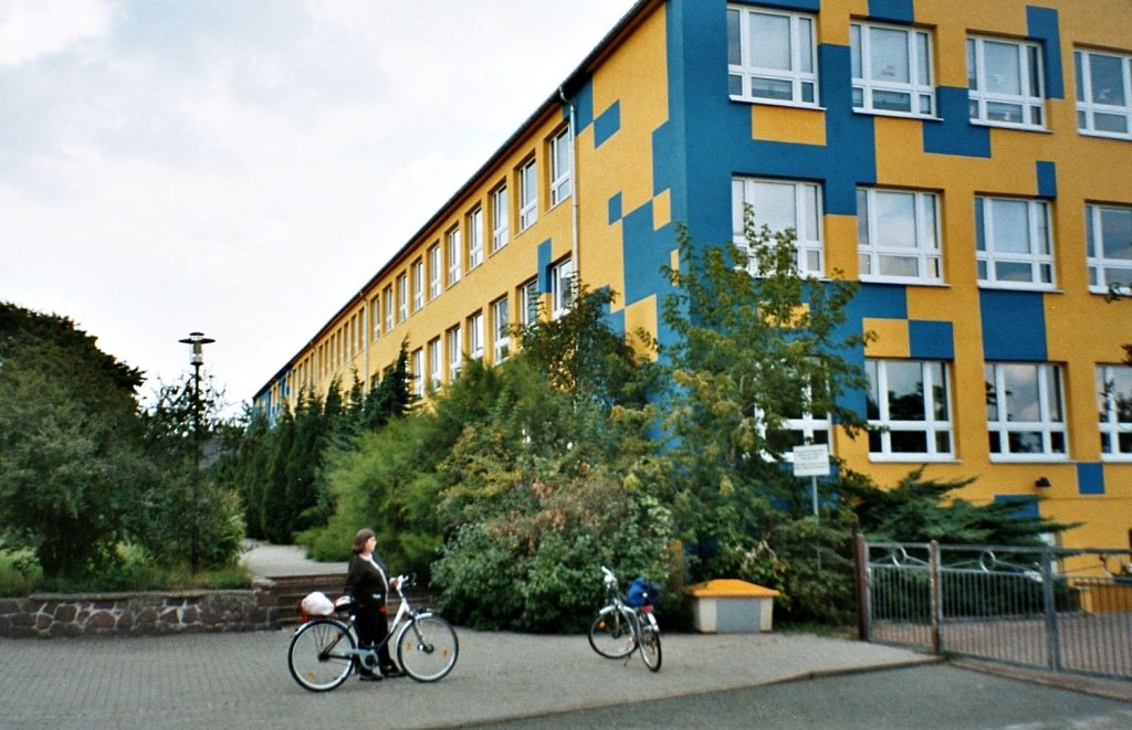 Bitterfeld, Ortsteil Wolfen, Grundschule Erich-Weinert, Goethestrae, 12.09.2006 
