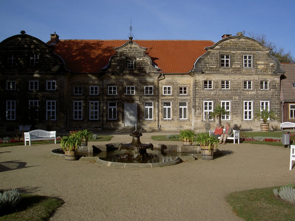 Blankenburg, Neues Schloss mit Barockgarten, erbaut 1725, Kreis Harz (30.09.2012)